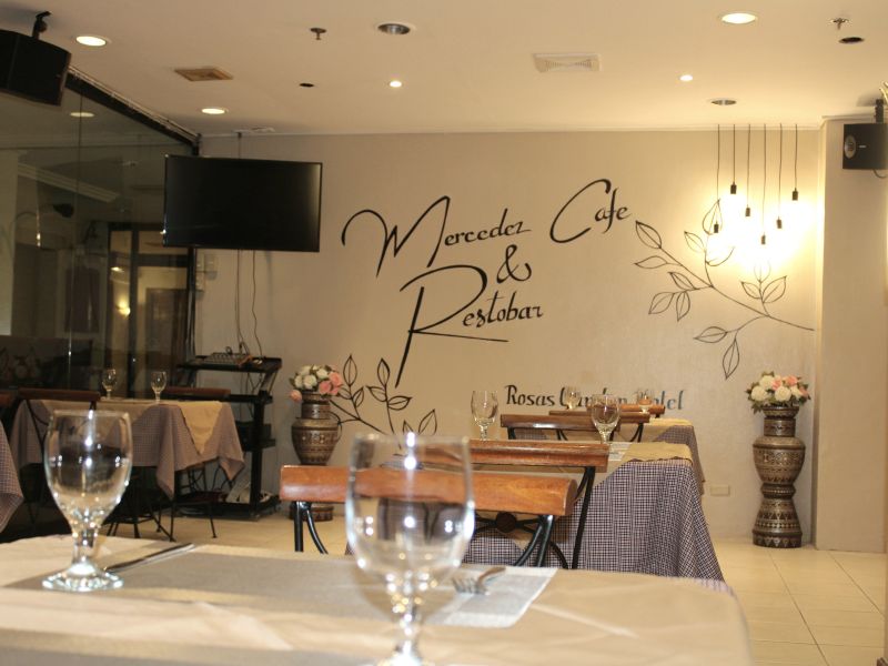 Mercedez Café and Restobar